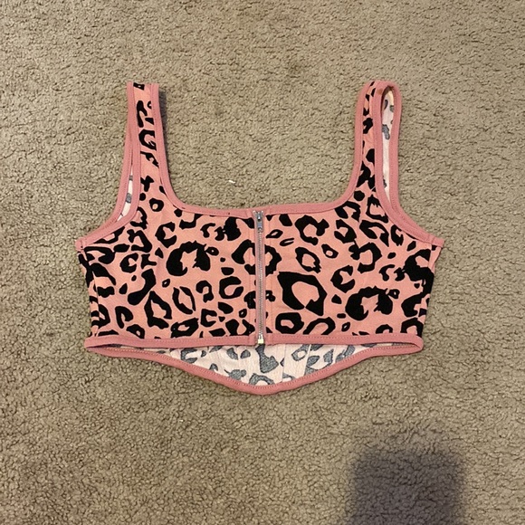 Pink cheetah print going out crop top Size:S - Picture 2 of 2